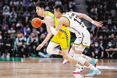 體能透支限制了末節發揮 浙江東陽光隊半決賽先失一局