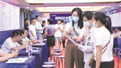 溫州鞋服企業組團赴東莞招聘技能人才  向制造強市要人，溫州跨出第一步