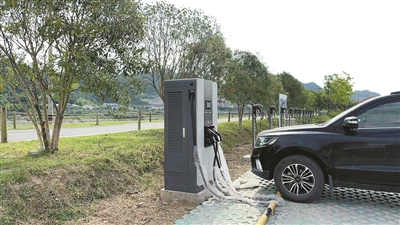 2835個充電樁建到“家門口” 緩解新能源汽車“里程焦慮”