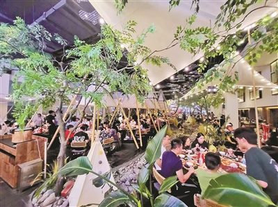 杭州即將出臺支持夜間餐飲細則 給予夜間餐飲集聚區 餐飲企業用電補貼